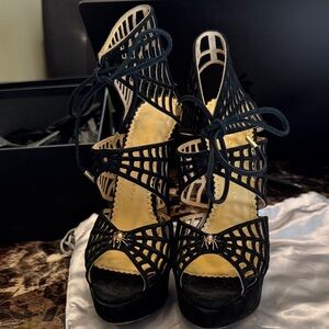 Giuseppe Zanotti Vintage
150mm suede heeled pumps